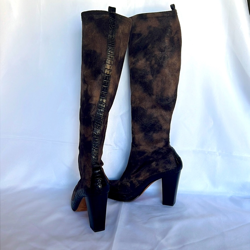 Donald J Pliner Brown Suede Chenia Boots Size 9M Women's Stacked Block Heels - Picture 5 of 8